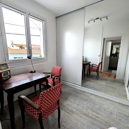 Maison Familiale Confort Et Idealement Placee بيت للعطل *