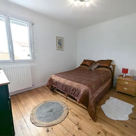 Maison Familiale Confort Et Idealement Placee بيت للعطل *