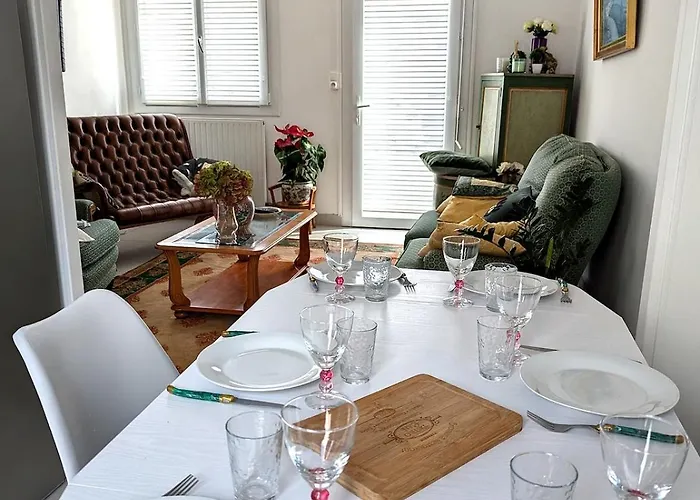 Maison Familiale Confort Et Idealement Placee *